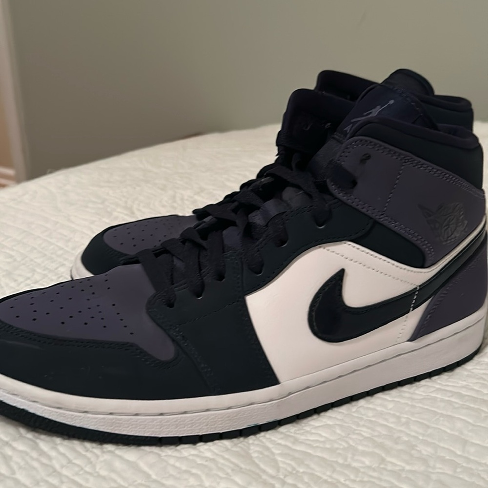 Nike Air Jordan 1